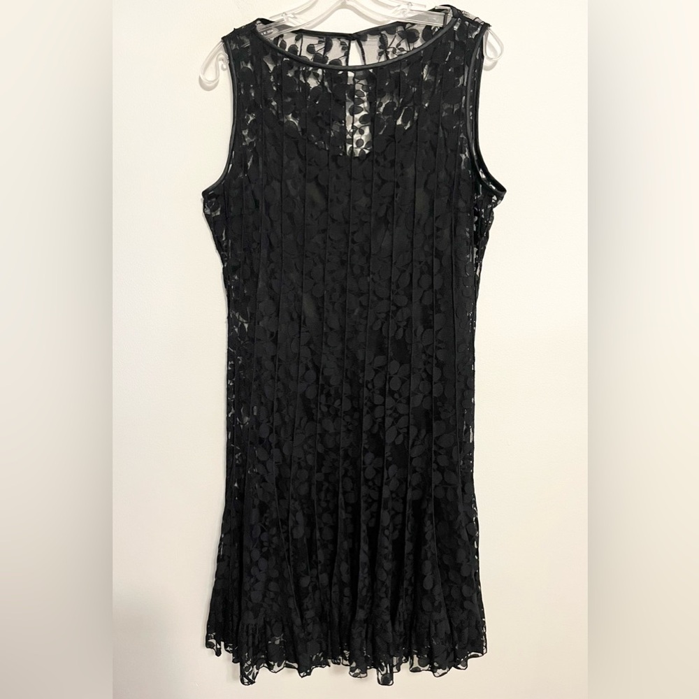 Rickie Freeman Teri Jon Black Lace Sleeveless Dress with Under Slip.  Size 14